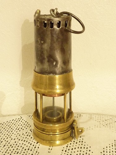 Ancienne lampe mineur - ancienne,