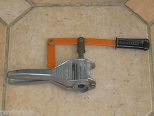 Bouche bouteilles pour