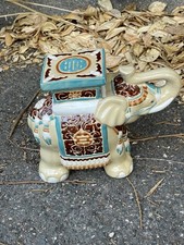 Porte plante éléphant vert