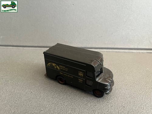 Ancienne voiture miniature - ancienne,