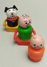  Fisher Price  3 Little People Vintage 70/80 Chien Bonhomme Vert Et Orange Avec 