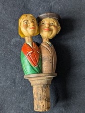 Ancien bouchon bois peint