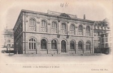 38 VIENNE LA BIBLIOTHEQUE ET
