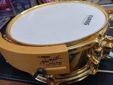 Cale de rainure de caisse