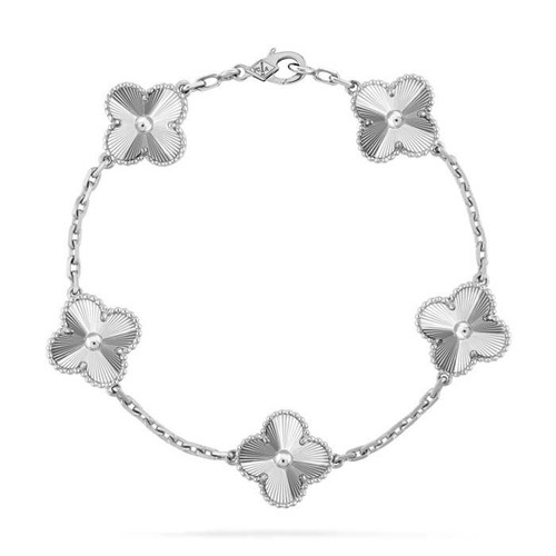 Van cleef arpels bracelet - &,