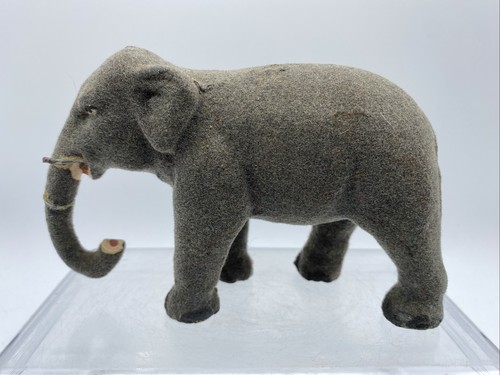 Santon creche elephant - creche,