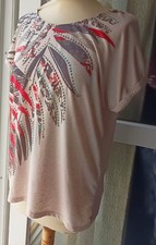 t-shirt beige coupe chauve