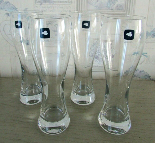 Ensemble verres à - de, 4