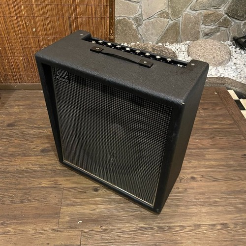 Roland guitar amplifier - ca-40,