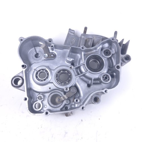 Carter moteur droit - moteur, 125