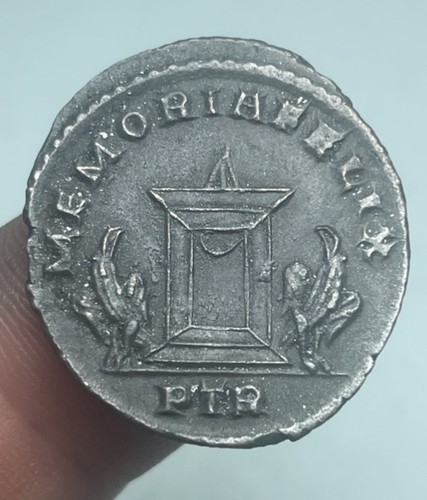 Monnaie romaine divo - romaine,