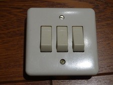 LEGRAND Neptune Ancien triple