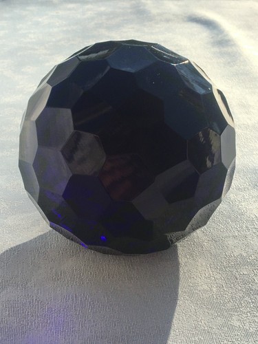 Grosse boule facette bleu - grosse,