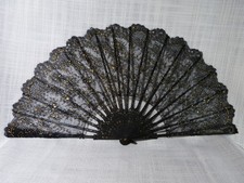 Grand éventail ancien bois
