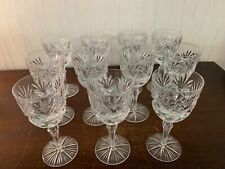 7 verres à vin taillés en