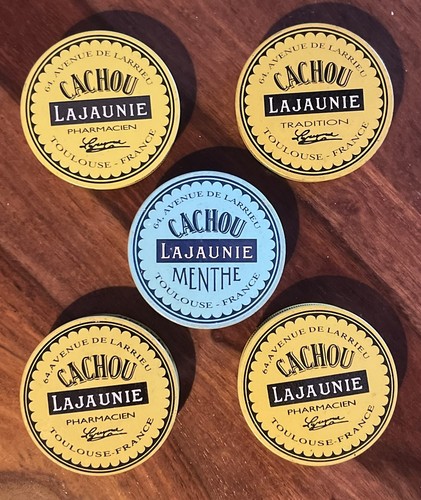 Lot boîtes cachou - lot,