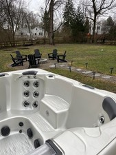 Hot Tub - Tropic Seas Spa, 6 person, new, gray exterior, white interior