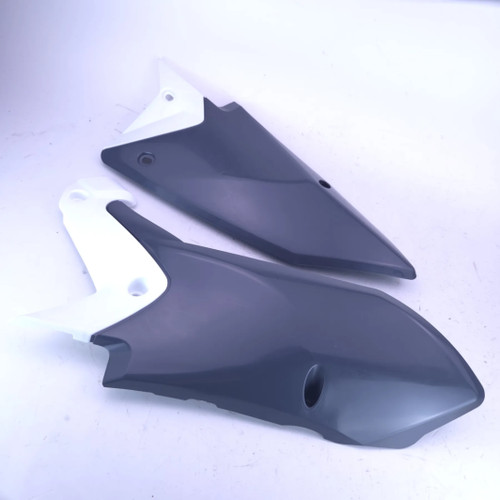 Plaque lateral fantic 250 - plaque,