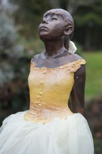 DE10  FIGURINE STATUETTE DANSEUSE  DEGAS  DE 14 ANS DANSE CLASSIQUE 36  CM MUSEE