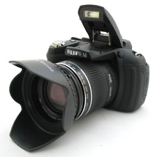 Fuji FinePix D-SLR style HS10 Bridge Camera 24-720mm 30x Zoom Lens +16GB