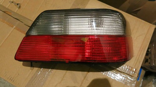 Peugeot 605 right tailight - 605,