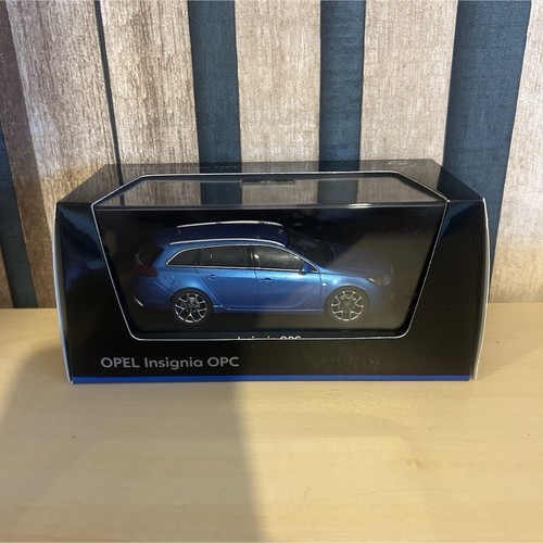 Schuco opel insignia - opel, bleu