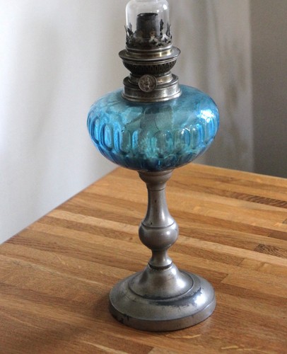 Ancienne lampe pétrole - ancienne,
