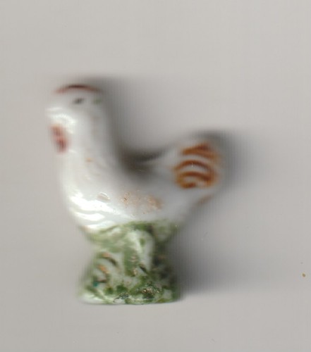 Fève ancienne poule sur - fève,