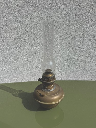 Lampe pétrole ancienne - à,