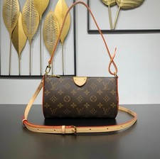 Louis Vuitton Pre-Owned Pochette Tirette Monogram Canvas