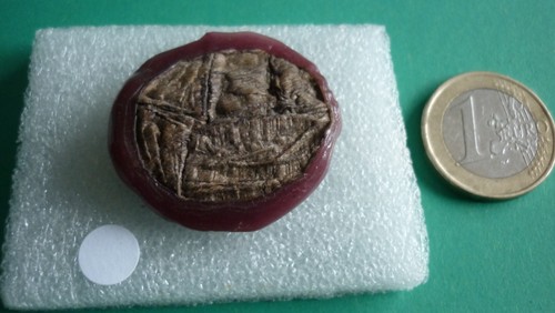 Bouton ancien plastique - bouton,