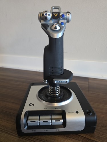 Logitech saitek x52 - g,