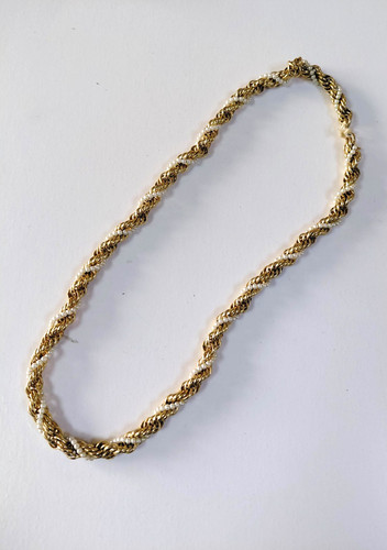 Collier ras cou - cou, africaine