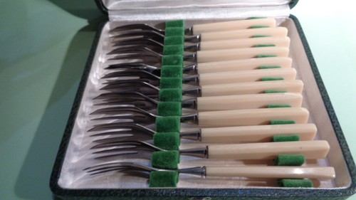Coffret fourchettes a - -, 12