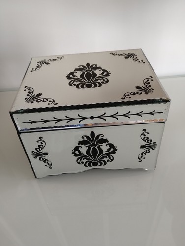 Coffret bijoux avec - à, miroirs