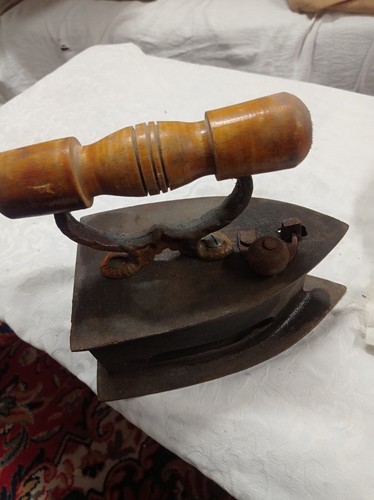Antique cast iron 2kg - 2kg, 23cm