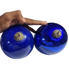 2 boules / ornement de Noël