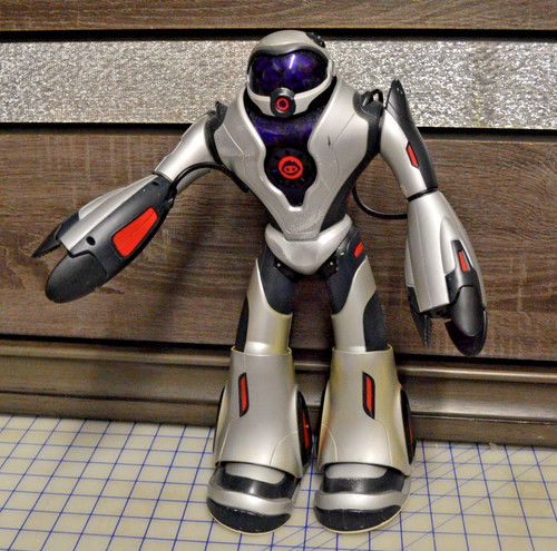 Wowwee joebot robot - joebot,