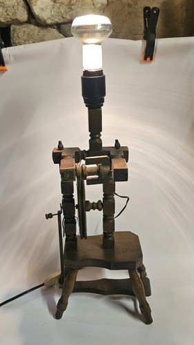 Lampe forme rouet - forme, a