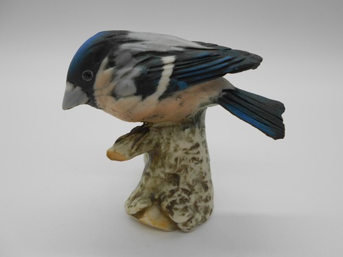Figurine en biscuit - 03,