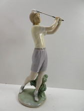 ORIGINAL LLADRO PORCELAIN STATUE  FIGURINE GIRL LADY GOLFER A PERFECT DRIVE 6689