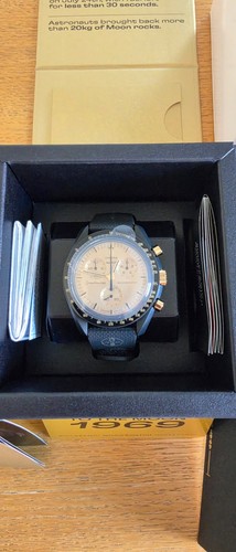 Swatch omega moonswatch - omega,