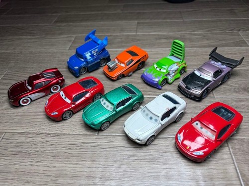 Voitures mini voiture moulée