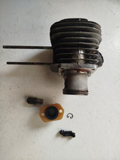 CYLINDRE PISTON    POUR