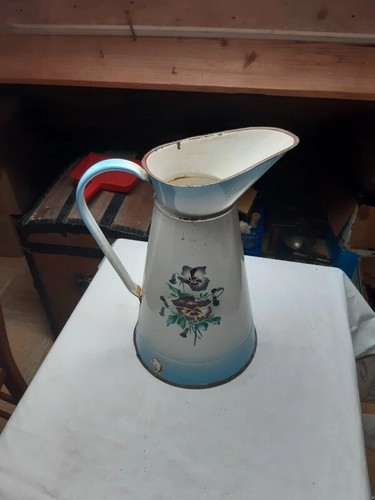 Grand broc eau tôle - broc,