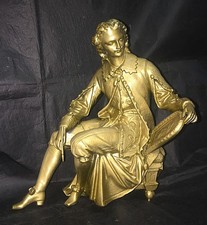 Jeune homme écrvain en