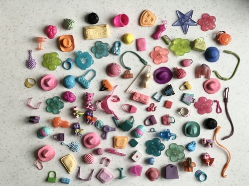Lot accessoires pour poupées - lot,