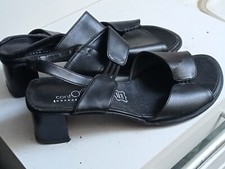 chaussure femme escarpin cuir taille 37 marque confortissimo neuf