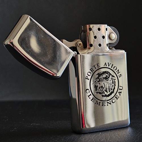 Briquet zippo porte avions - briquet,