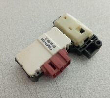 2847740500 Serrure Porte Hublot Mécanisme Fermer Machine Lave-linge Beko WCA160